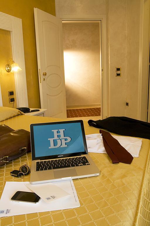 רימיני Hotel Diplomat Palace מראה חיצוני תמונה
